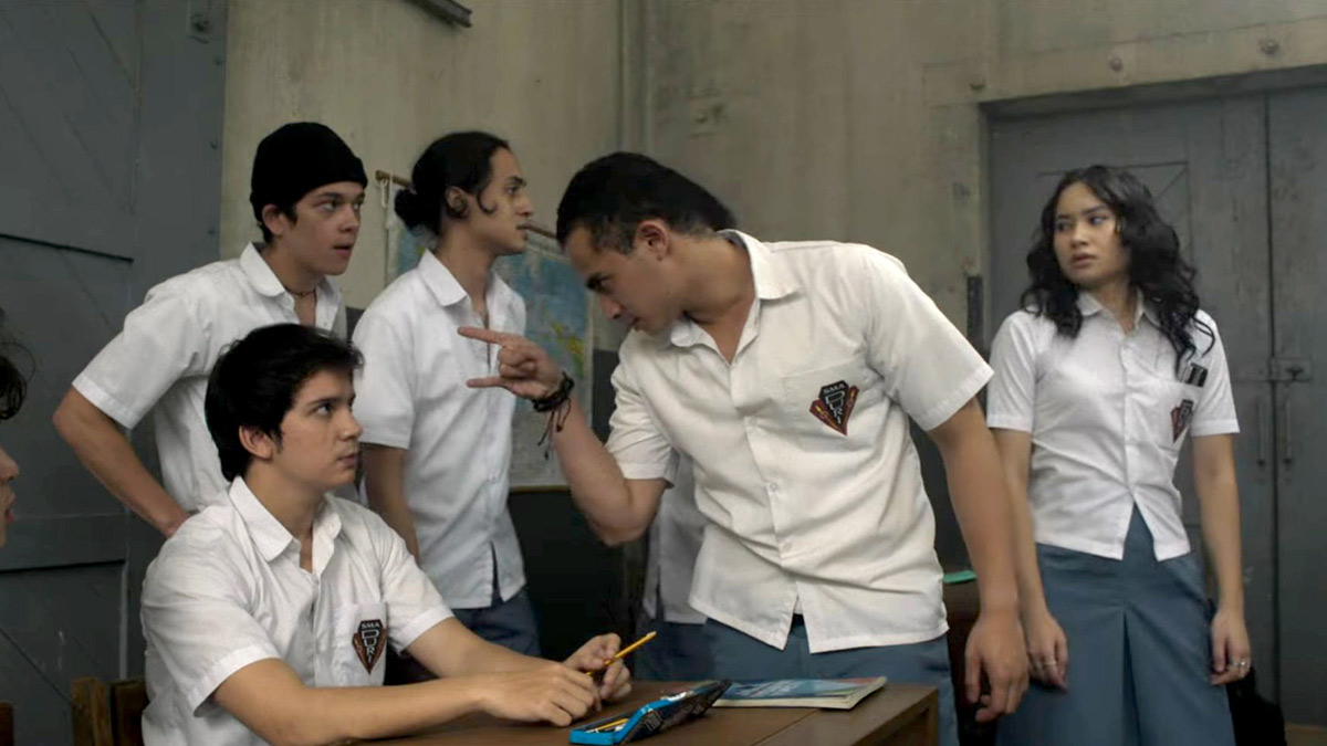 Review Film Pengepungan di Bukit Duri - Aksi siswa Thorn High bertahan hidup