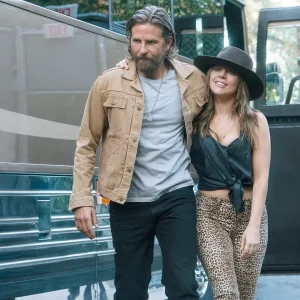 Ally ikut tur konser bersama Jackson Maine A Star Is Born