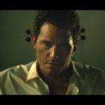 Review Film Mercy - Chris Pratt sebagai detektif dalam pelarian