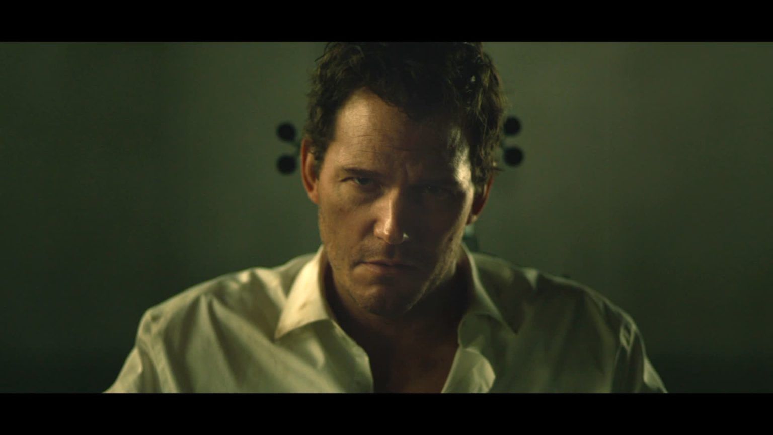 Review Film Mercy - Chris Pratt sebagai detektif dalam pelarian