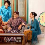 Poster resmi film Losmen Bu Broto yang menampilkan keluarga pengelola losmen di Yogyakarta