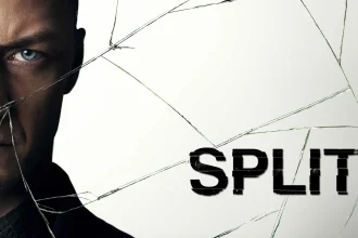Poster film Split 2016 menampilkan wajah James McAvoy dengan ekspresi misterius